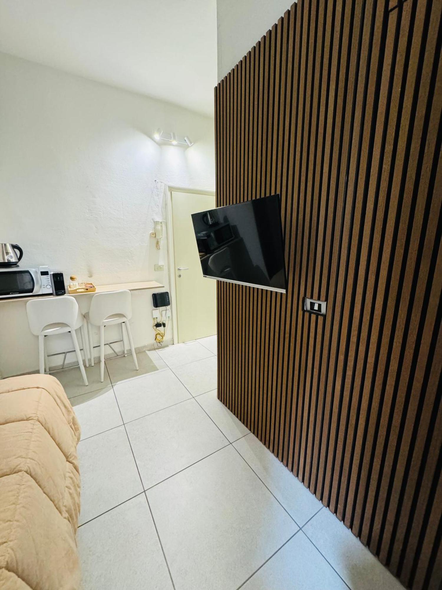 Tiny & Cosy Studio Flat In Como Zewnętrze zdjęcie