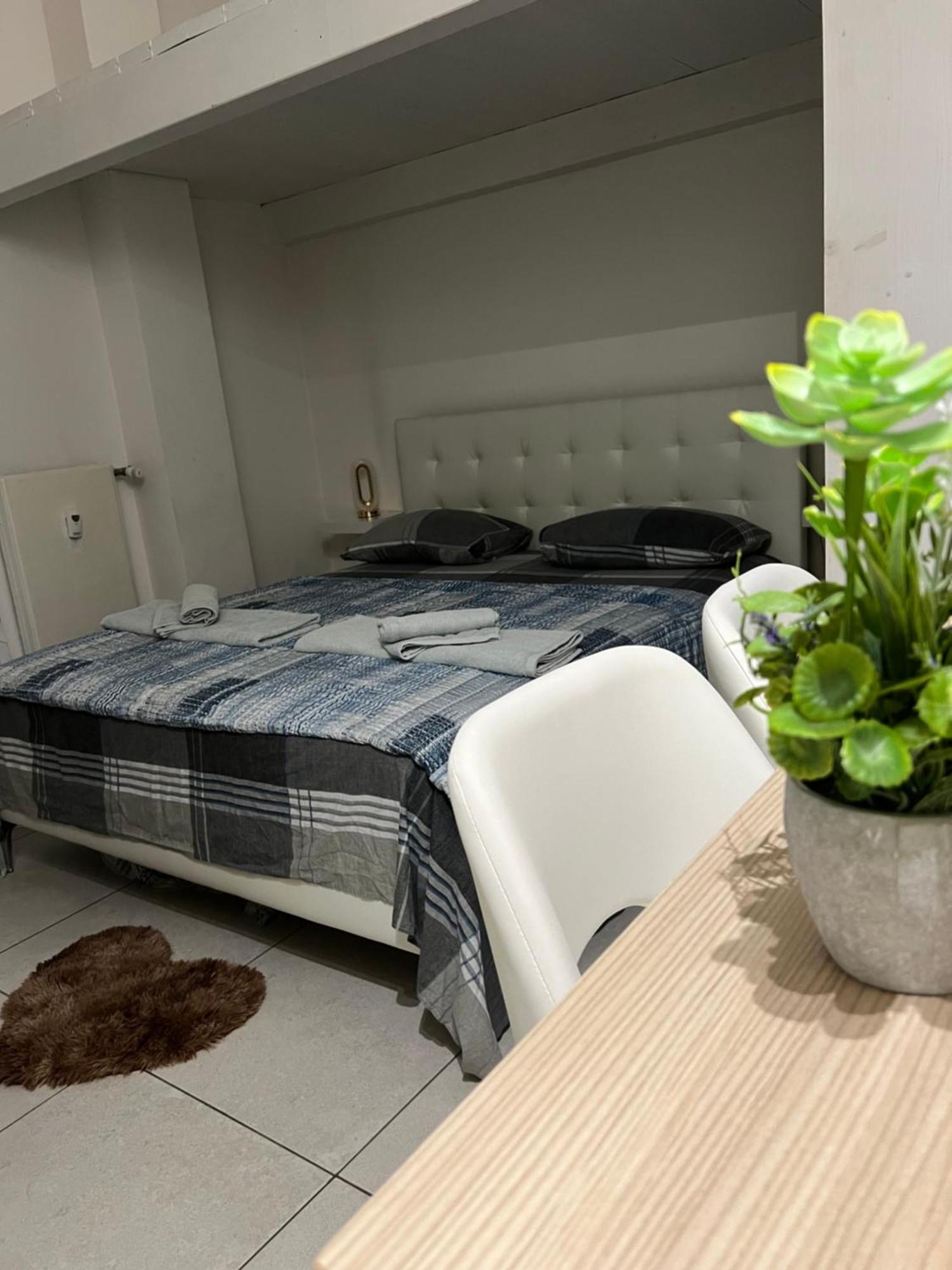 Tiny & Cosy Studio Flat In Como Zewnętrze zdjęcie